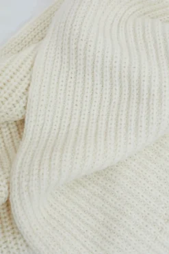 Closed Alpaca Mix Scarf Ivory Hot