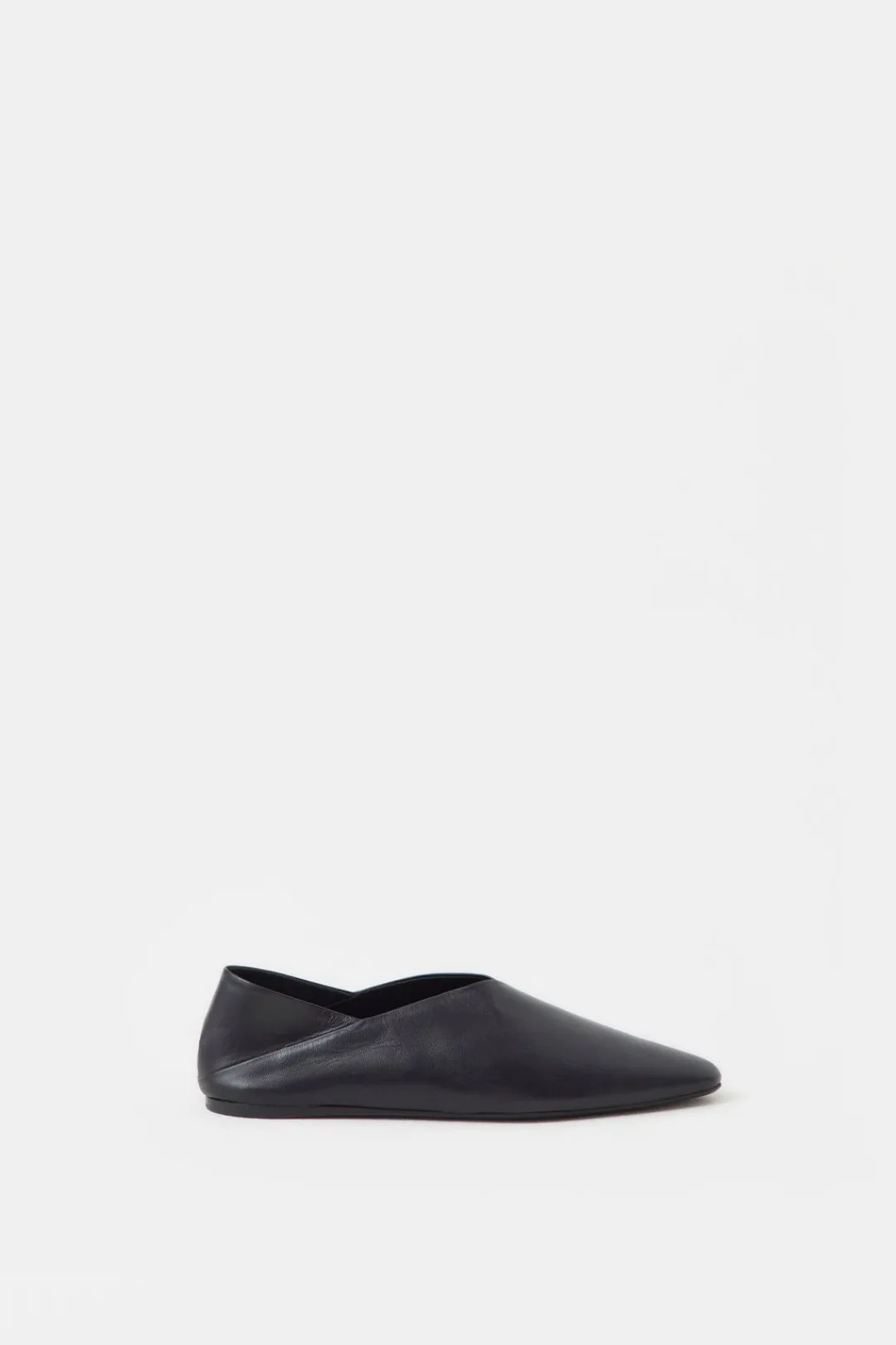 Closed Ballet Flats made of leather Black Best