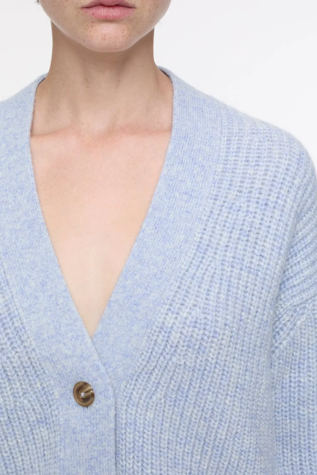 Closed Cardigan made from alpaca mix Lazio blue