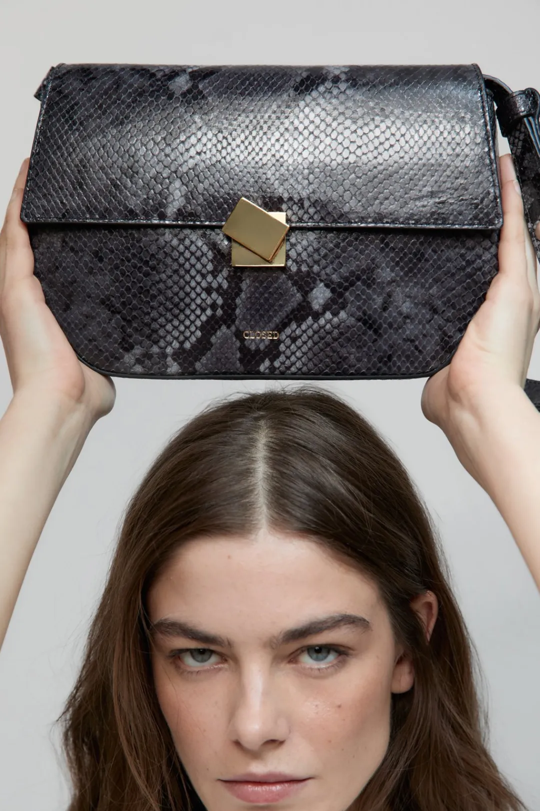 Closed Bag One Heritage grey Hot