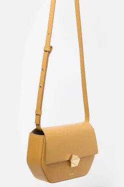 Closed Bag One small Irish orange New
