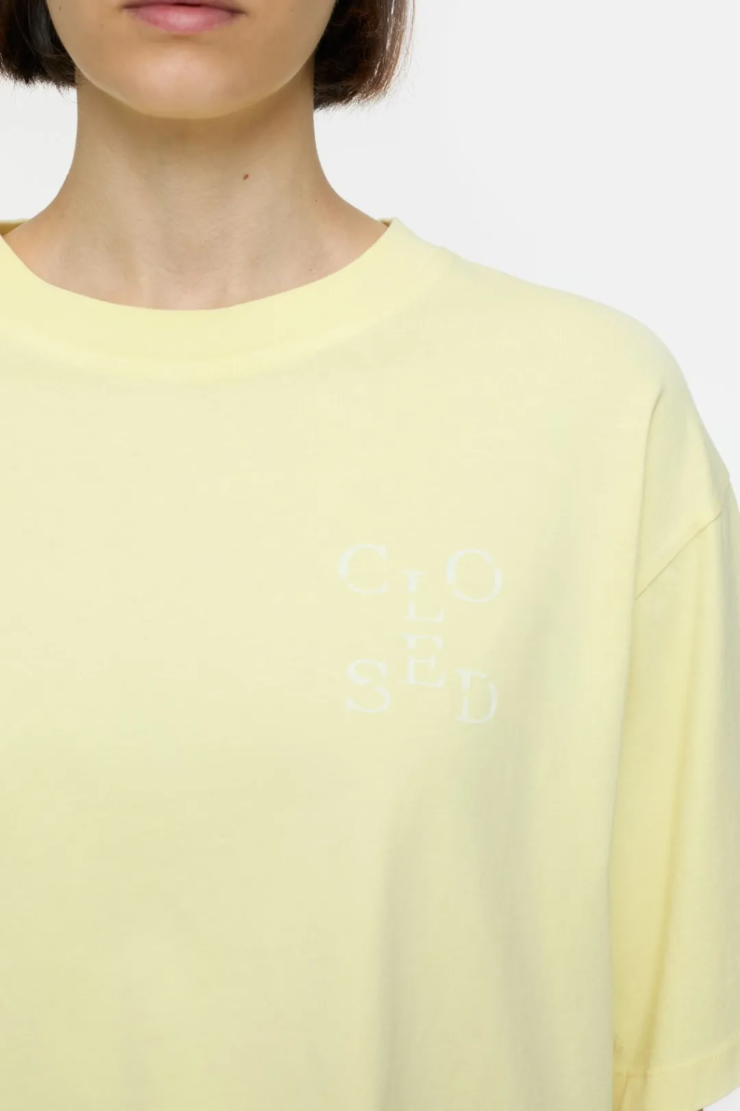 Closed Cropped T-Shirt Vanilla beige Sale