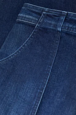 Closed Flared Jeans - Style Name Aria Dark blue Discount