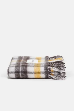 Closed Glencheck scarf made from alpaca mix Irish coffee Online