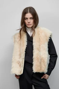 Closed Lambskin waistcoat Raw silk New