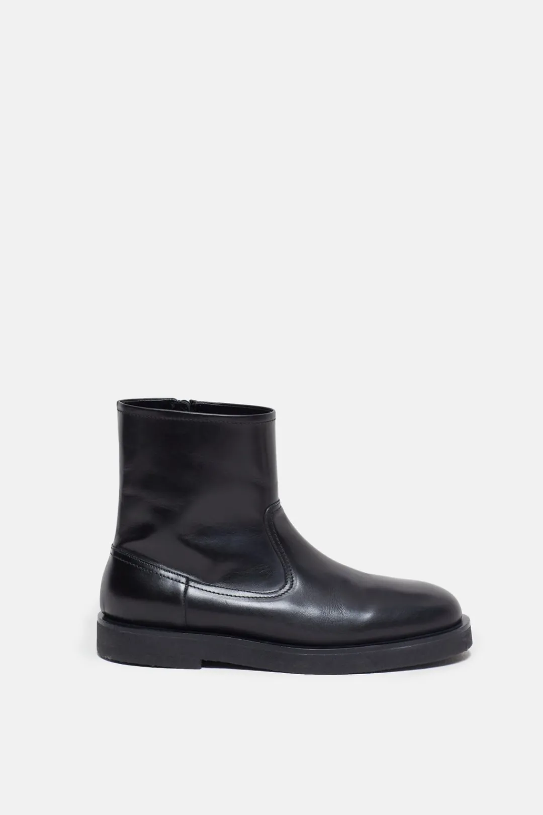 Closed Leather boots Black Clearance