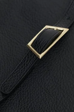Closed Leather shoulder bag Black Clearance