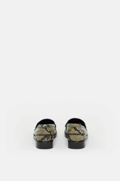 Closed Loafers industrial green Discount