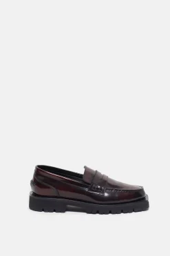 Closed Loafers Dark raisin red Outlet