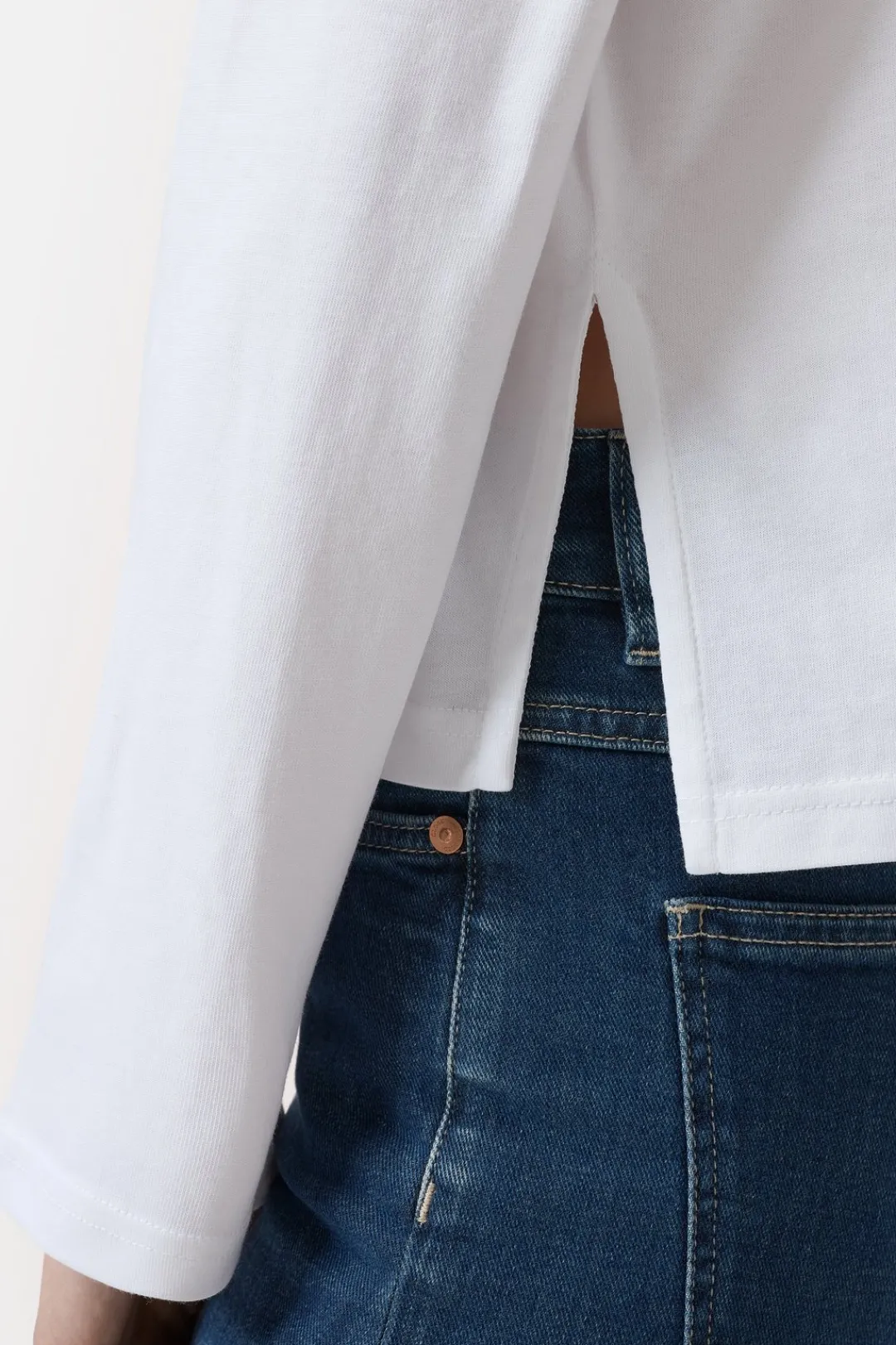 Closed Long-sleeved shirt made from organic cotton White Hot