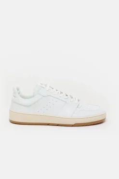 Closed Low leather trainers White Outlet