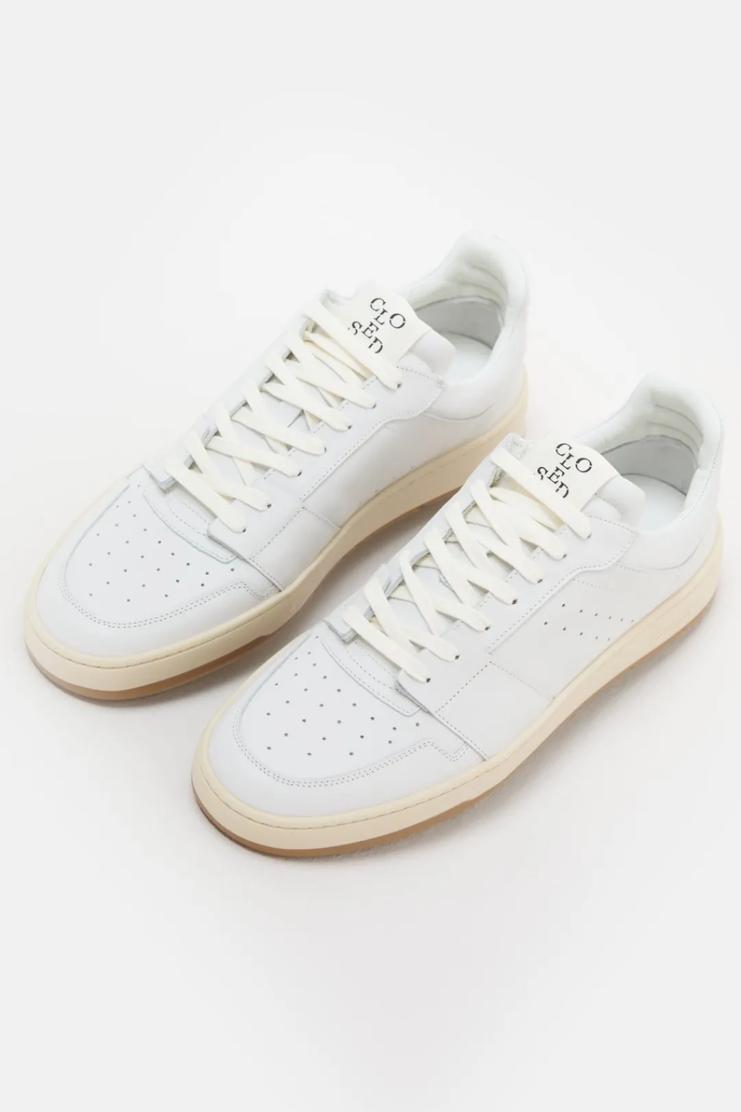 Closed Low leather trainers White Outlet
