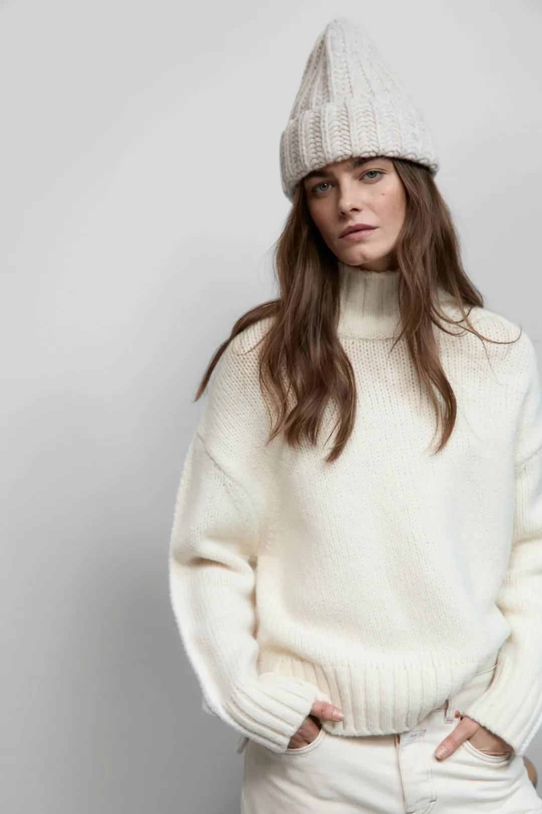 Closed Pure wool jumper Ivory Online