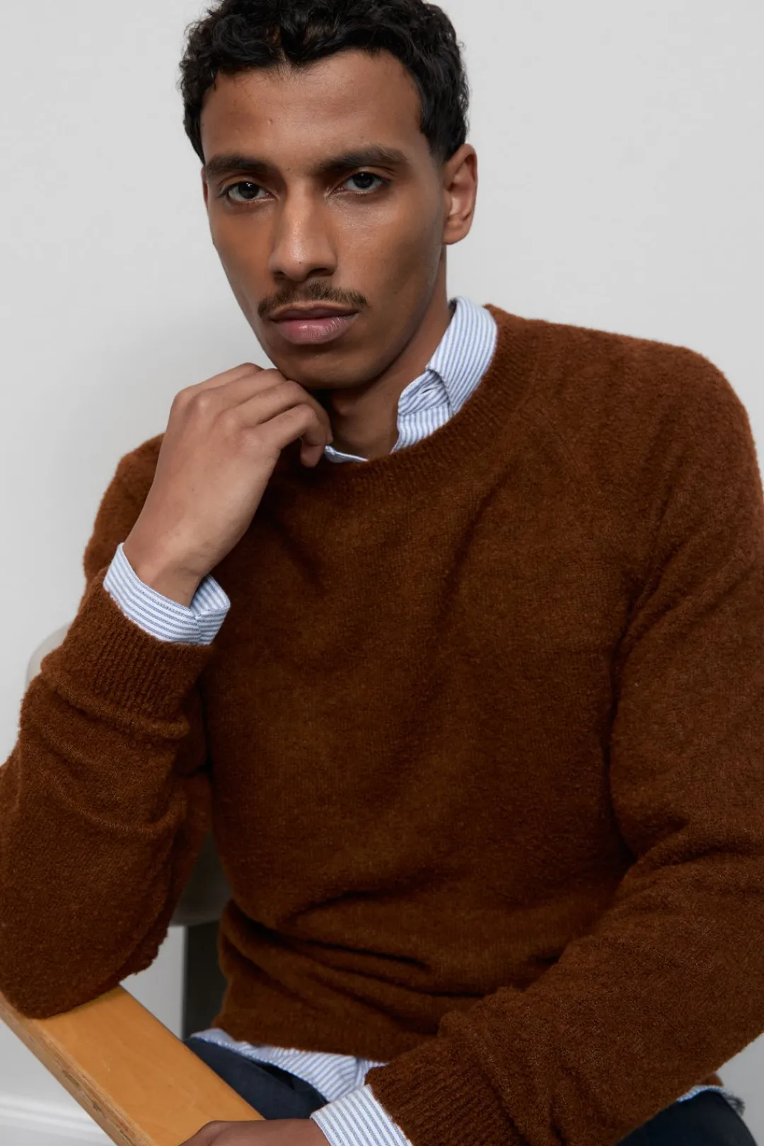Closed Raglan Jumper Chestnut New