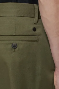 Closed Regular Pants - Style Name Tacoma Tapered industrial green