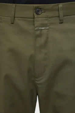 Closed Regular Pants - Style Name Tacoma Tapered industrial green