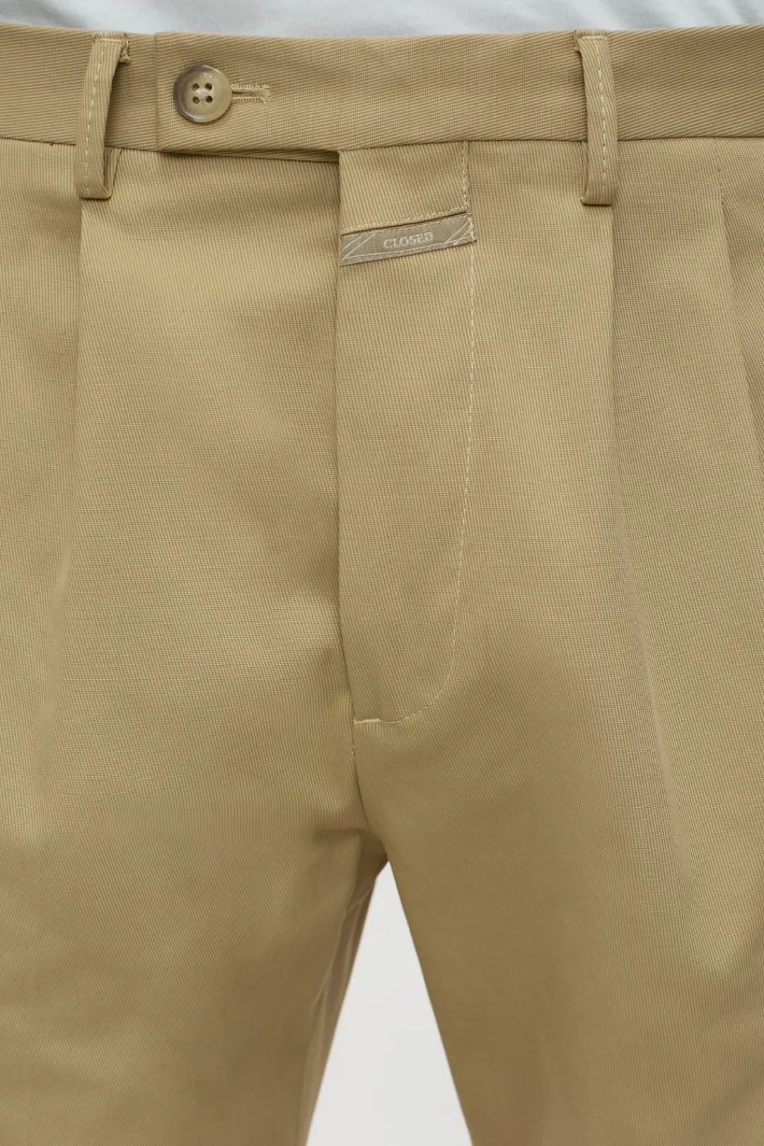 Closed Regular Pants - Style Name Bergen Tapered Taupe beige Outlet