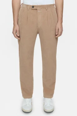 Closed Regular Pants - Style Name Bergen Tapered Cashew cream Hot