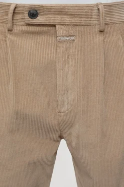 Closed Regular Pants - Style Name Bergen Tapered Cashew cream Hot