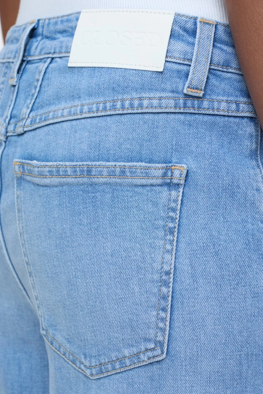 Closed Relaxed Jeans - Style Name Stover-X Light blue Discount