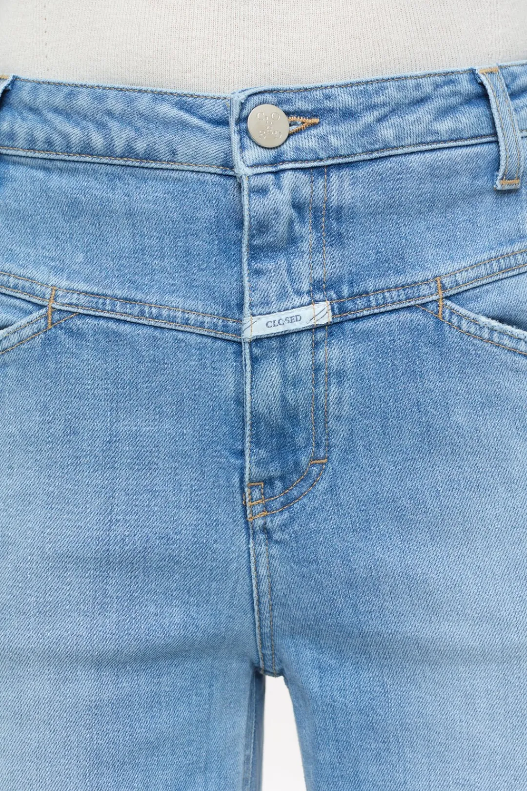 Closed Relaxed Jeans - Style Name Stover-X Light blue Discount