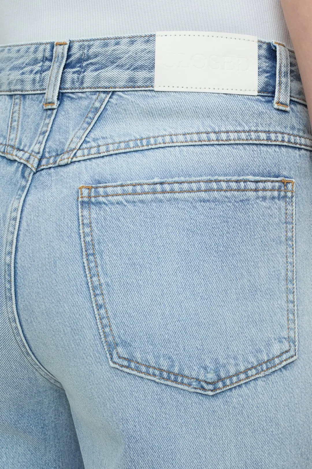 Closed Relaxed Jeans - Style Name Pedal Pusher Light blue Online