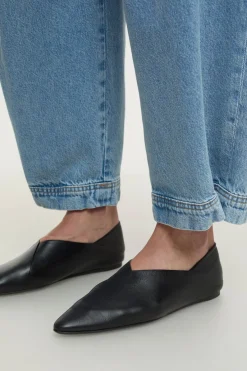 Closed Relaxed Jeans - Style Name Rhannon Light blue Clearance