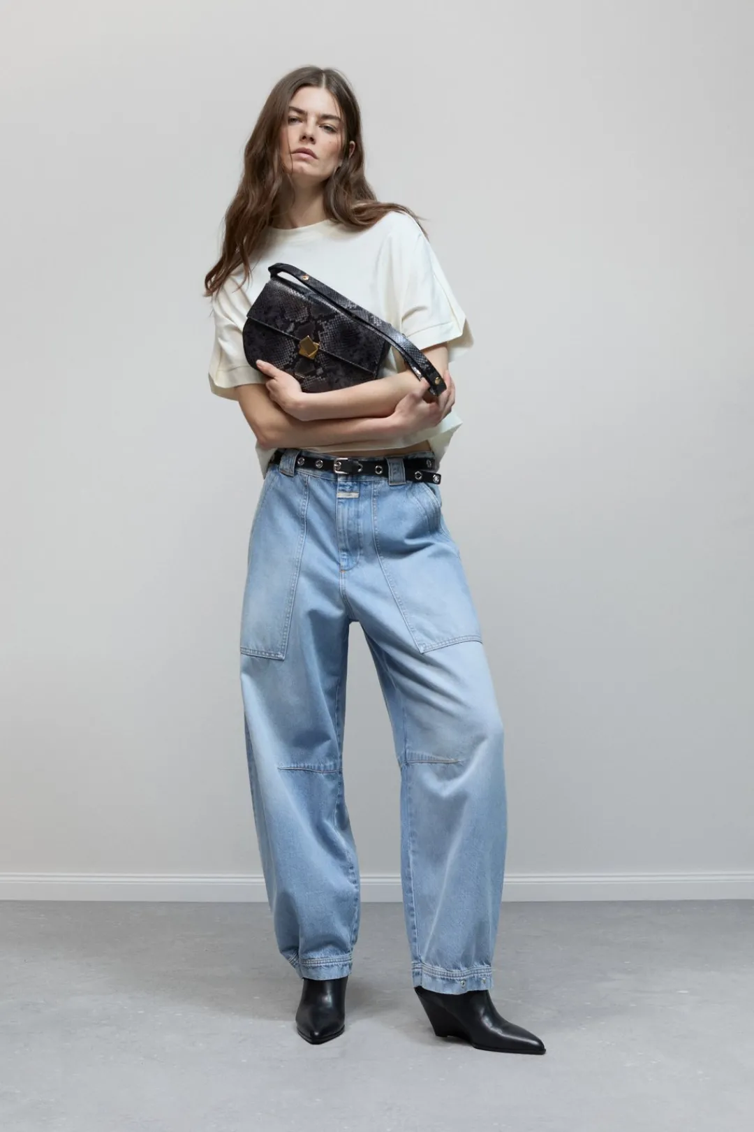 Closed Relaxed Jeans - Style Name Rhannon Light blue Clearance