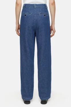 Closed Relaxed Jeans - Style Name Rhoone Mid blue Hot