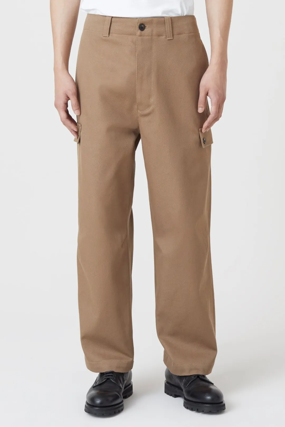 Closed Relaxed Pants - Style Name Cove Cropped Brown sugar Hot