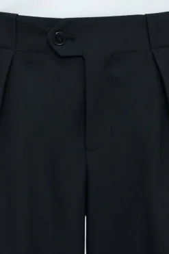 Closed Relaxed Pants - Style Name Mawson Black Best