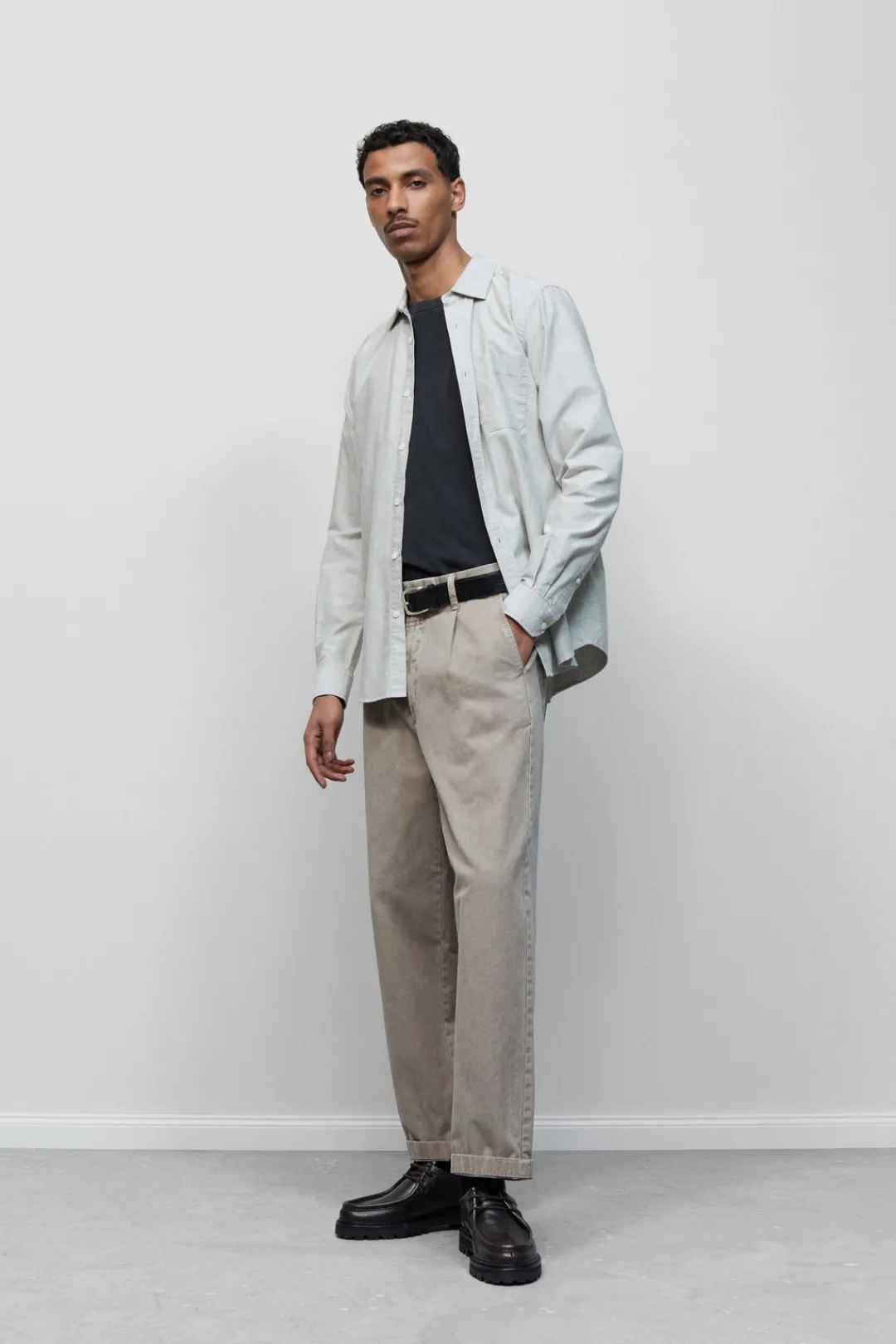 Closed Relaxed Pants - Style Name Blomberg Wide Natural linen New