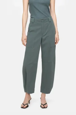 Closed Relaxed Pants - Style Name Rhannon Pini green