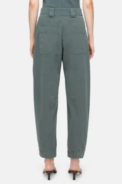 Closed Relaxed Pants - Style Name Rhannon Pini green