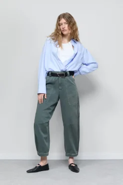 Closed Relaxed Pants - Style Name Rhannon Pini green
