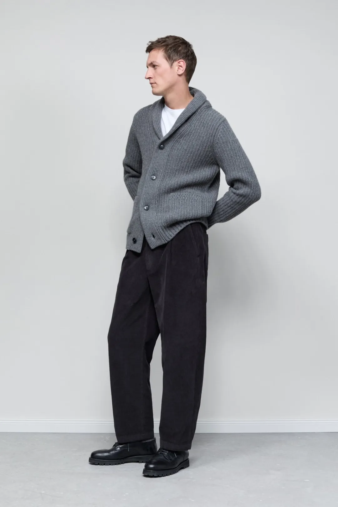 Closed Relaxed Pants - Style Name Blomberg Wide Black Online