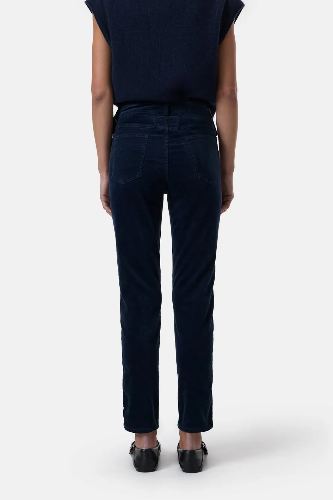 Closed Relaxed Pants - Style Name Pedal Pusher Dark night