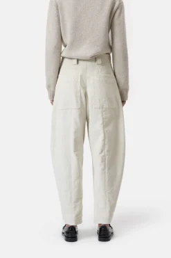 Closed Relaxed Pants - Style Name Rhannon Pearl beige