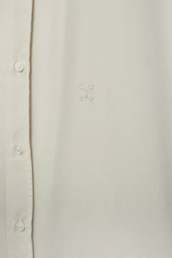 Closed Shirt with stand-up collar Tonka beige