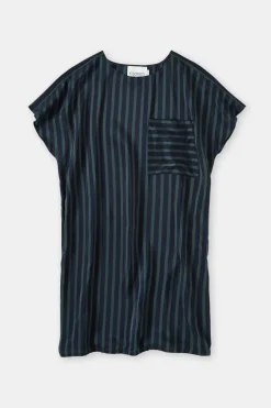 Closed Short-sleeved dress Space blue Sale