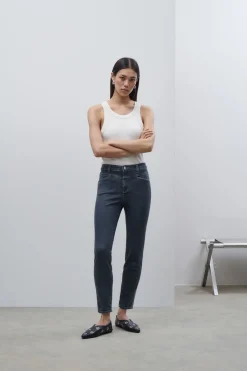 Closed Skinny Jeans - Style Name Skinny Pusher Mid grey Discount