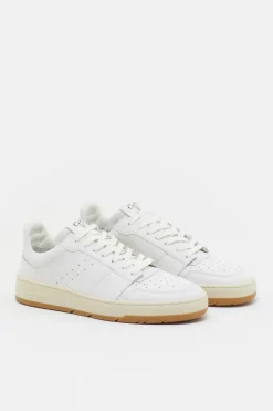 Closed Sneaker Low made of leather White Hot
