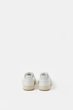 Closed Sneaker Low made of leather White Hot