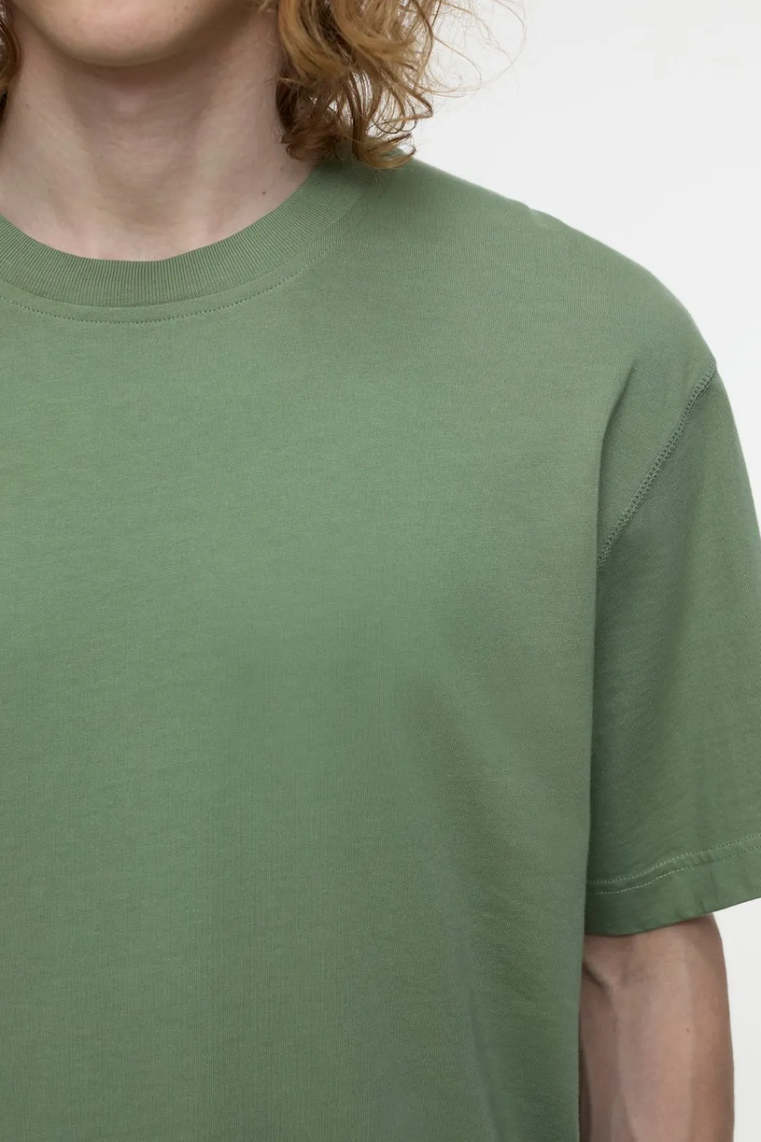 Closed T-shirt with logo Eucalyptus Outlet