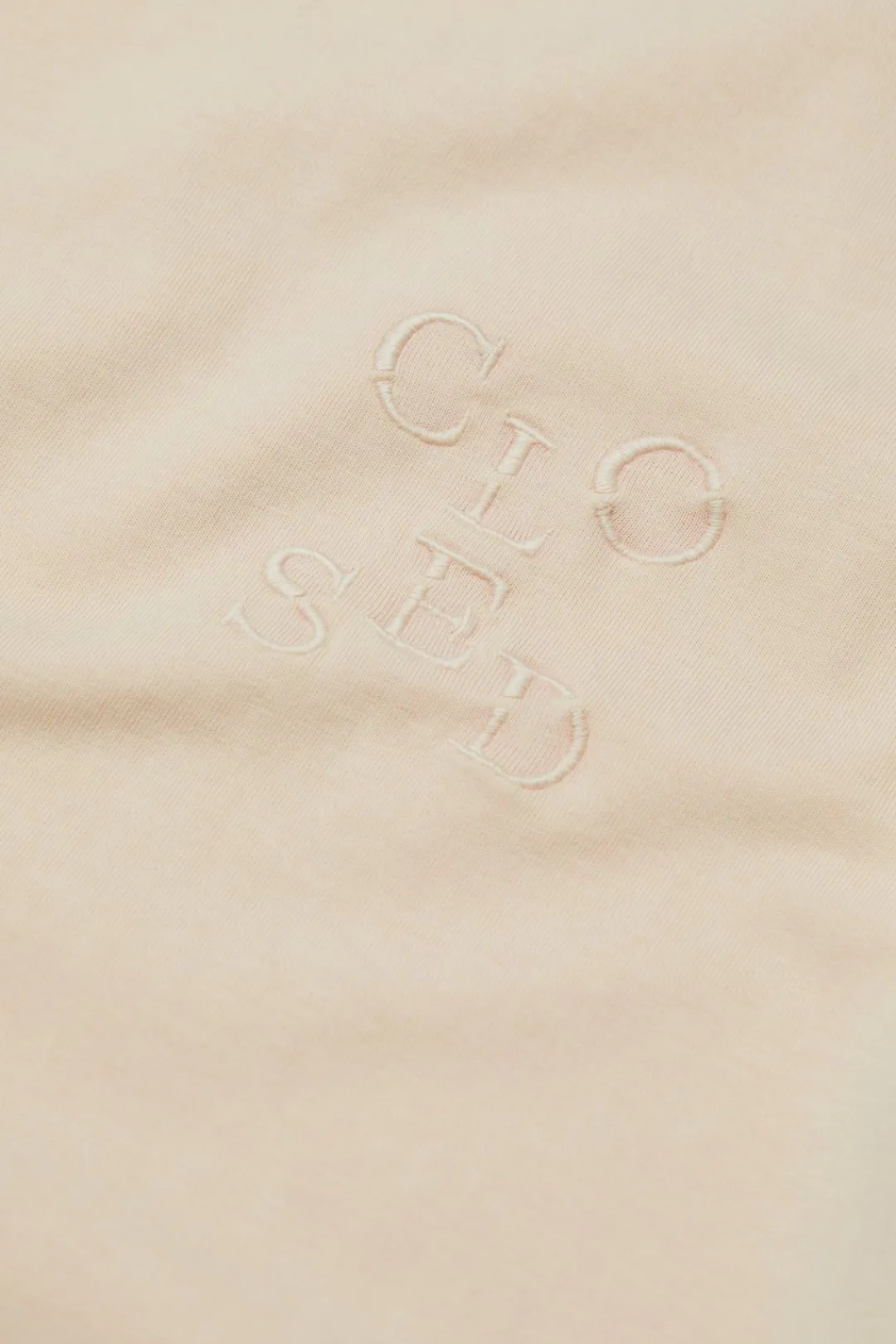 Closed T-shirt with logo embroidery Albicocca
