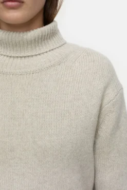 Closed Turtleneck jumper in cashmere Pearl beige Outlet
