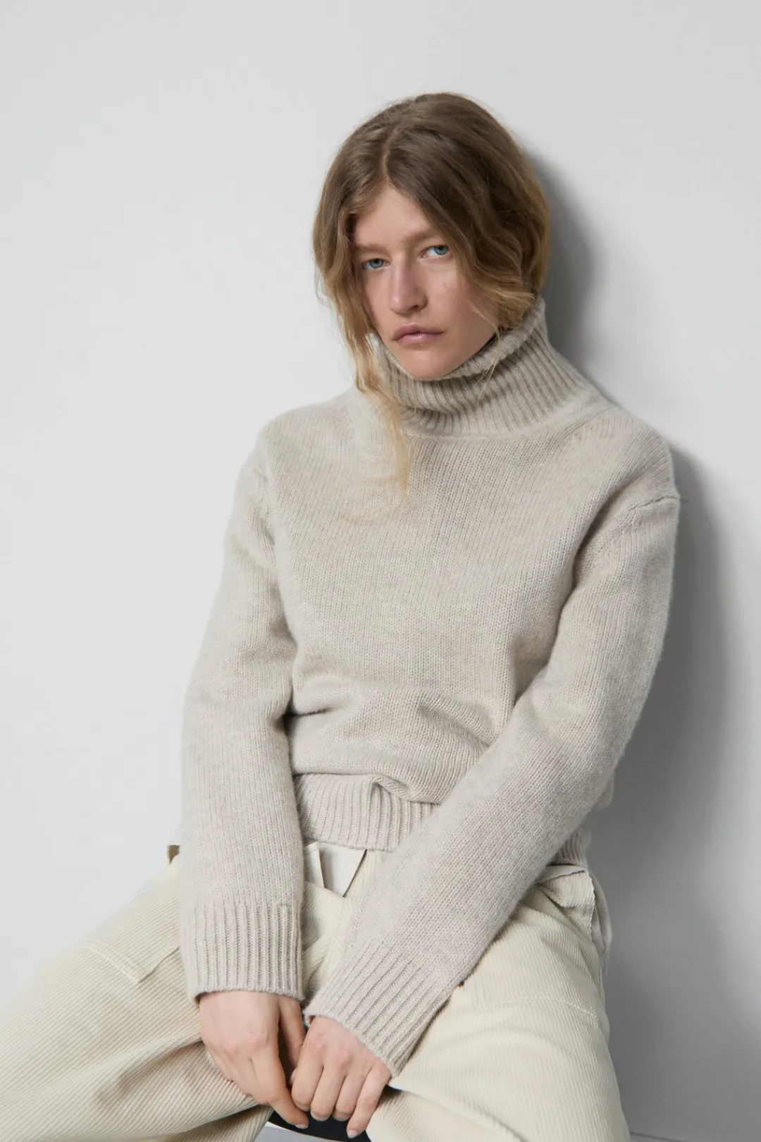 Closed Turtleneck jumper in cashmere Pearl beige Outlet