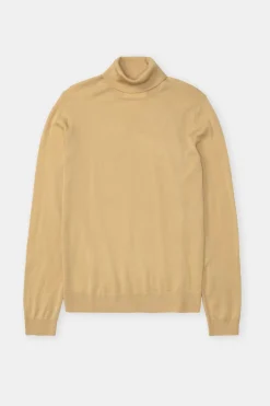 Closed Turtleneck jumper made from organic wool Peanutbutter New