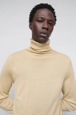 Closed Turtleneck jumper made from organic wool Peanutbutter New