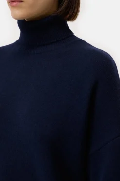 Closed Turtleneck jumper made from pure wool Dark night